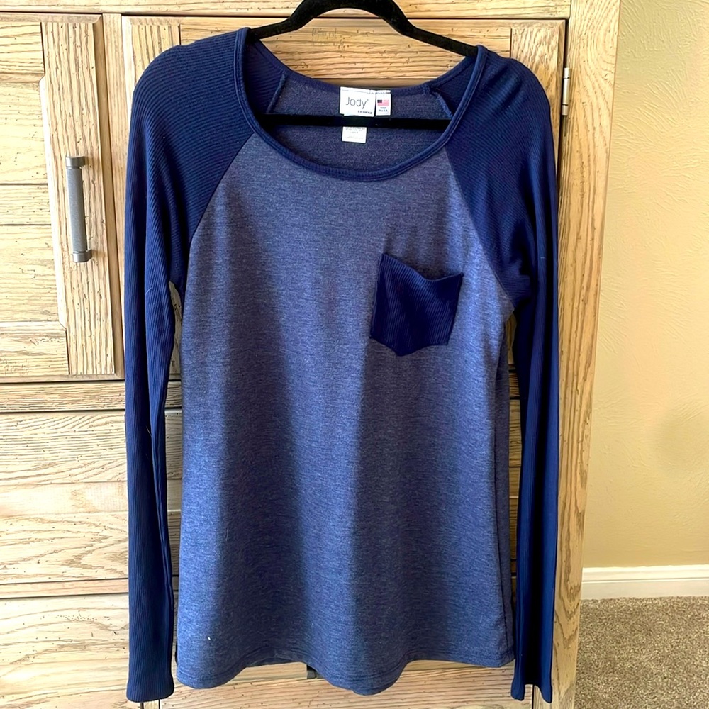 Jody California long sleeve jersey with front pocket
